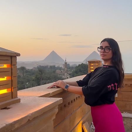 Kafret el-Gabal Taj Pyramids View Inn מראה חיצוני תמונה