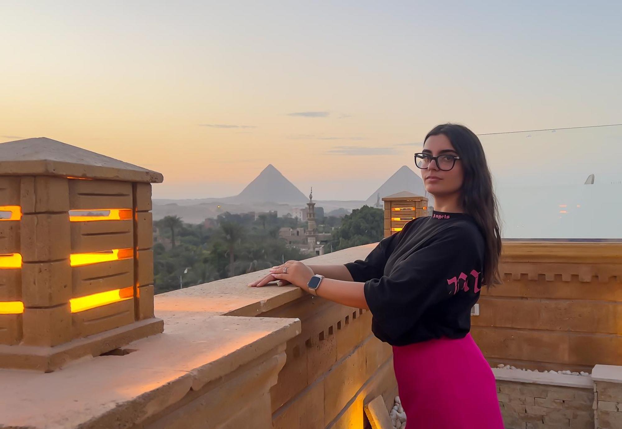Kafret el-Gabal Taj Pyramids View Inn מראה חיצוני תמונה